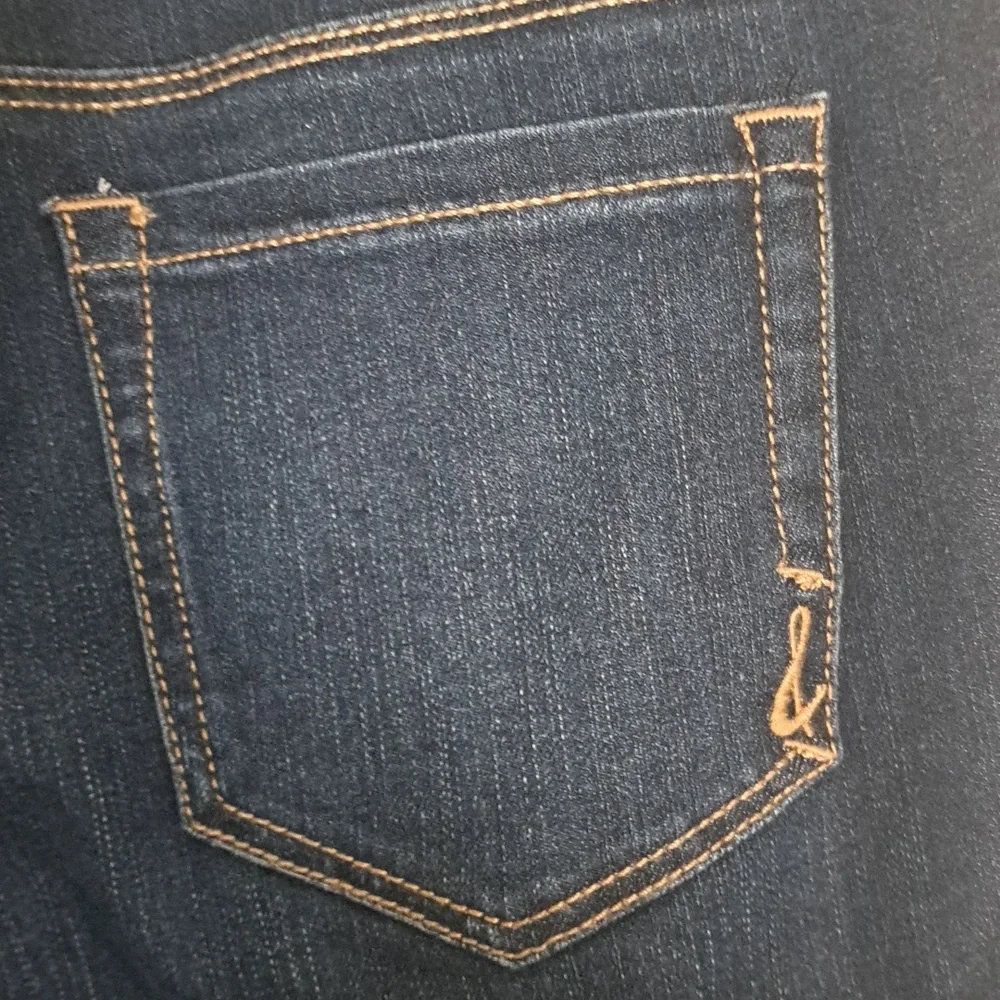 Style & Co Curvy Skinny Leg Mid Rise Tummy Control Jeans Millennium